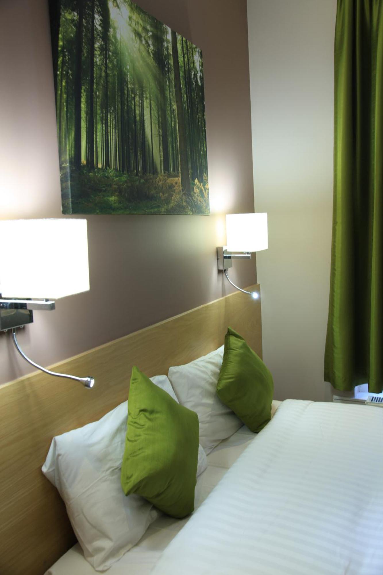 Sheriff Hotel London Bagian luar foto